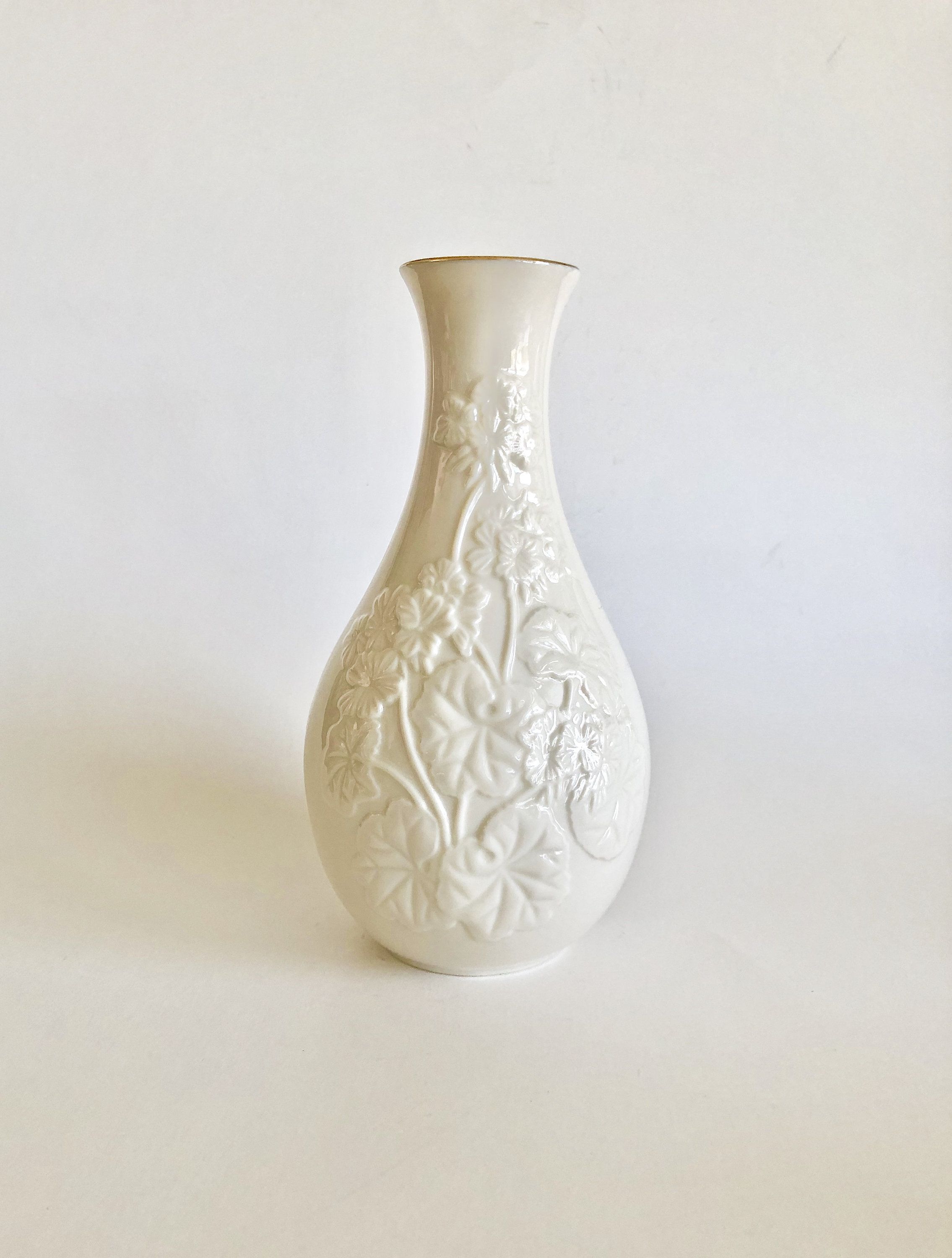 Lenox Bud Vase Countess Collection Bridal Shower Gift