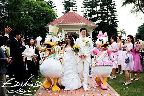 Donald Duck And Daisy Duck Hong Kong Disneyland Wedding Carman